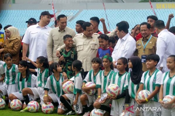 Presiden Prabowo Subianto Luncurkan 17 Stadion FIFA-Standar di Indonesia
