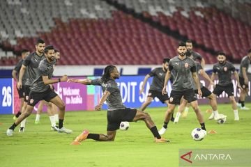 Timnas Bahrain Uji Coba Lapangan SUGBK Sebelum Duel Melawan Timnas Indonesia