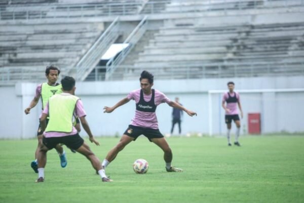 Persik Targetkan Hasil Optimal di Lima Pertandingan Terakhir Persik Targetkan Hasil Optimal di Lima Pertandingan Terakhir