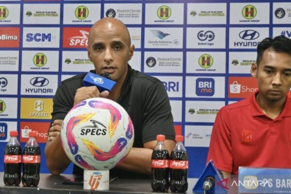 Vitor Beri Motivasi pada Barito Putera Meski Harapan Bertahan di Liga 1 Semakin Tipis