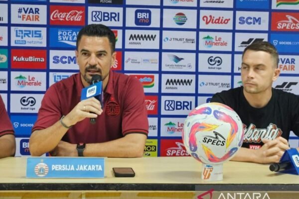 Kesempatan Berharga: Doni Tri Siap Tampil Saat Persija Jakarta Hadapi Semen Padang