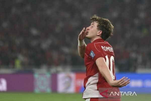 Penalti Ole Romeny Membawa Indonesia Unggul atas China di Babak Pertama